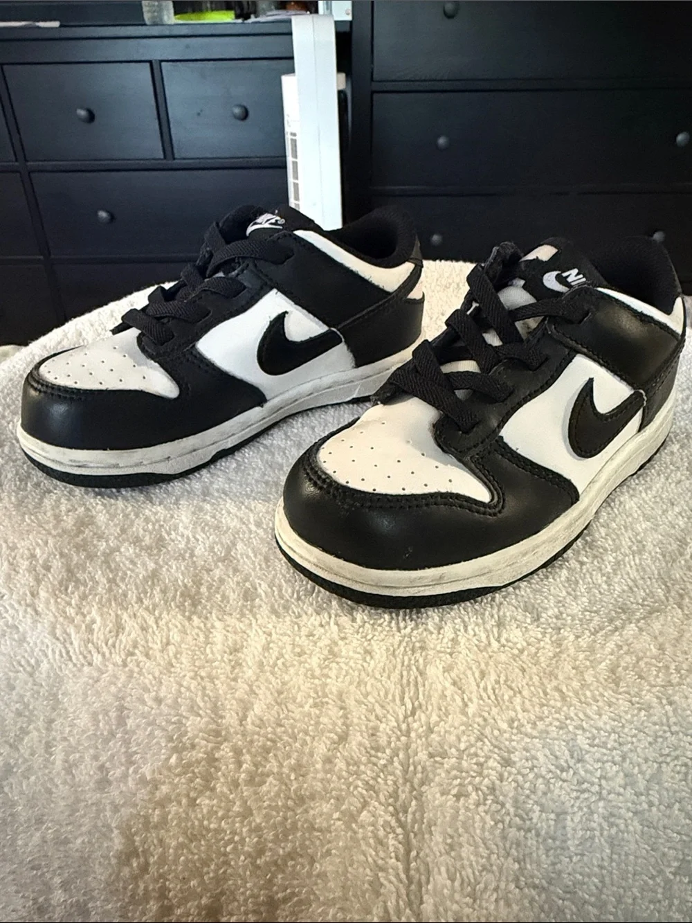 Nike Kids Black and White Low-Top Sneakers
